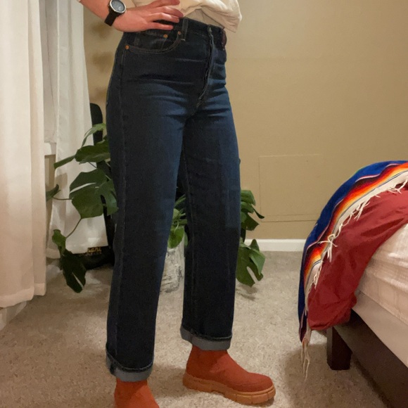 Levi’s Ribcage Straight Ankle Jeans - Picture 1 of 7